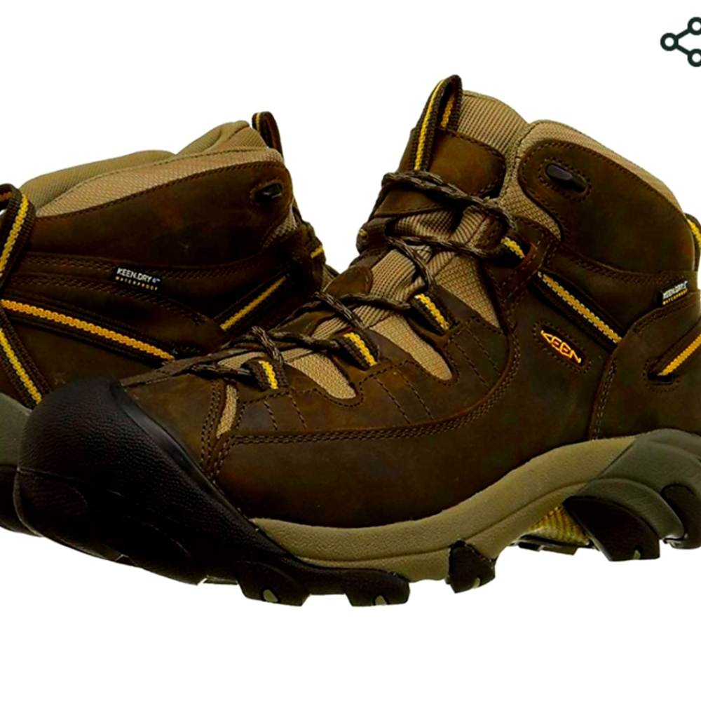 KEEN targhee II hiking boots 10.5 men's  NEW